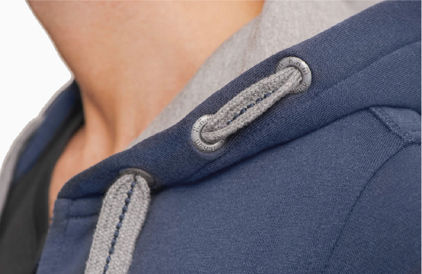 Hoodie-Jacke Unisex "Poeler Ding" mit gesticktem Logo auf Brust